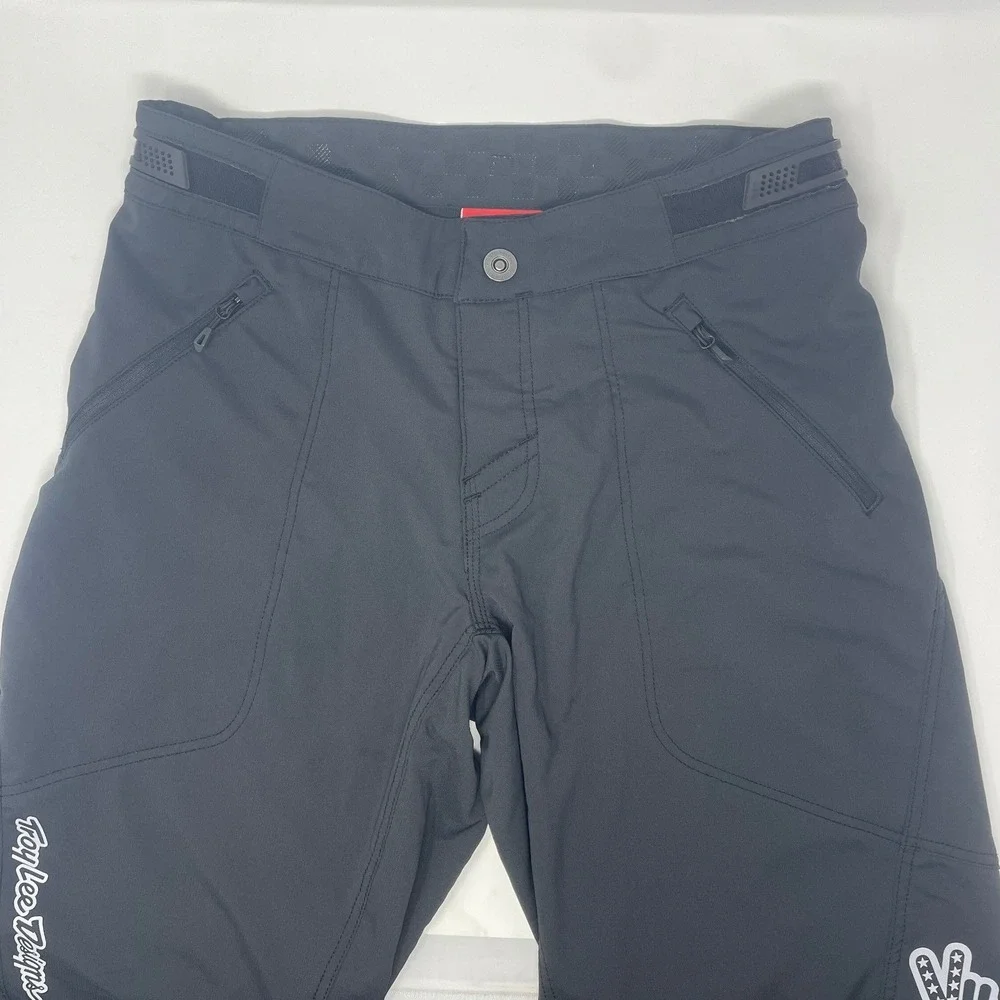 Troy Lee Designs TLD Men's L Black Mountain Biking Trail Shorts Adjustable Waist